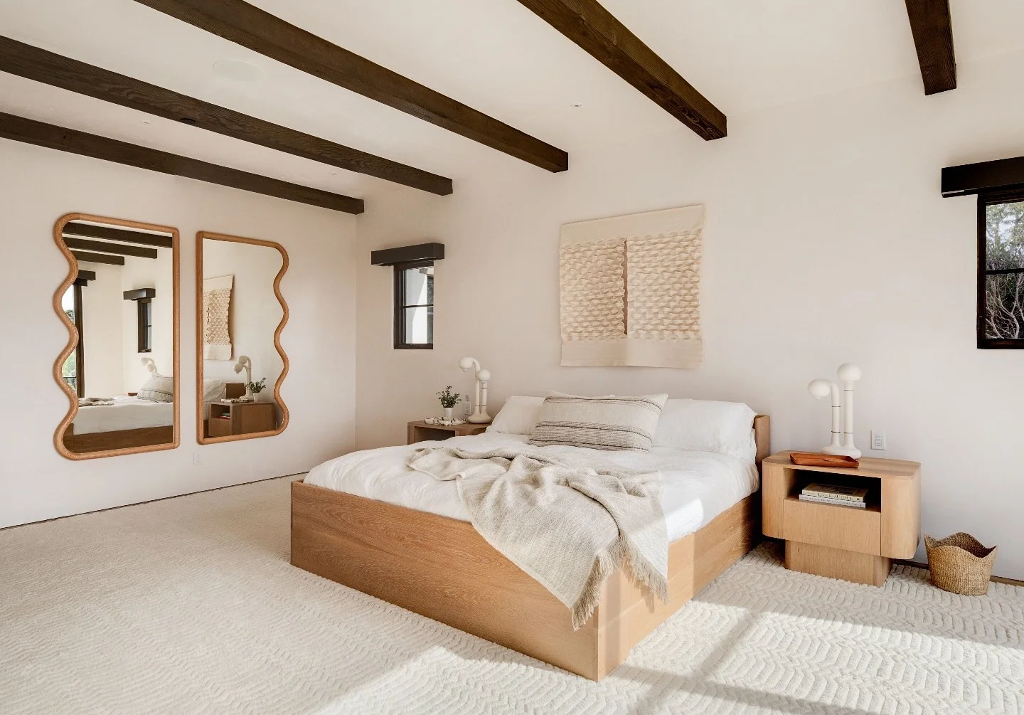 2 Red Oak Squiggle Mirrors living their best life in Calabasas California..
.
#interiordesign #interiorstyling #furnituredesign #design #prouddad