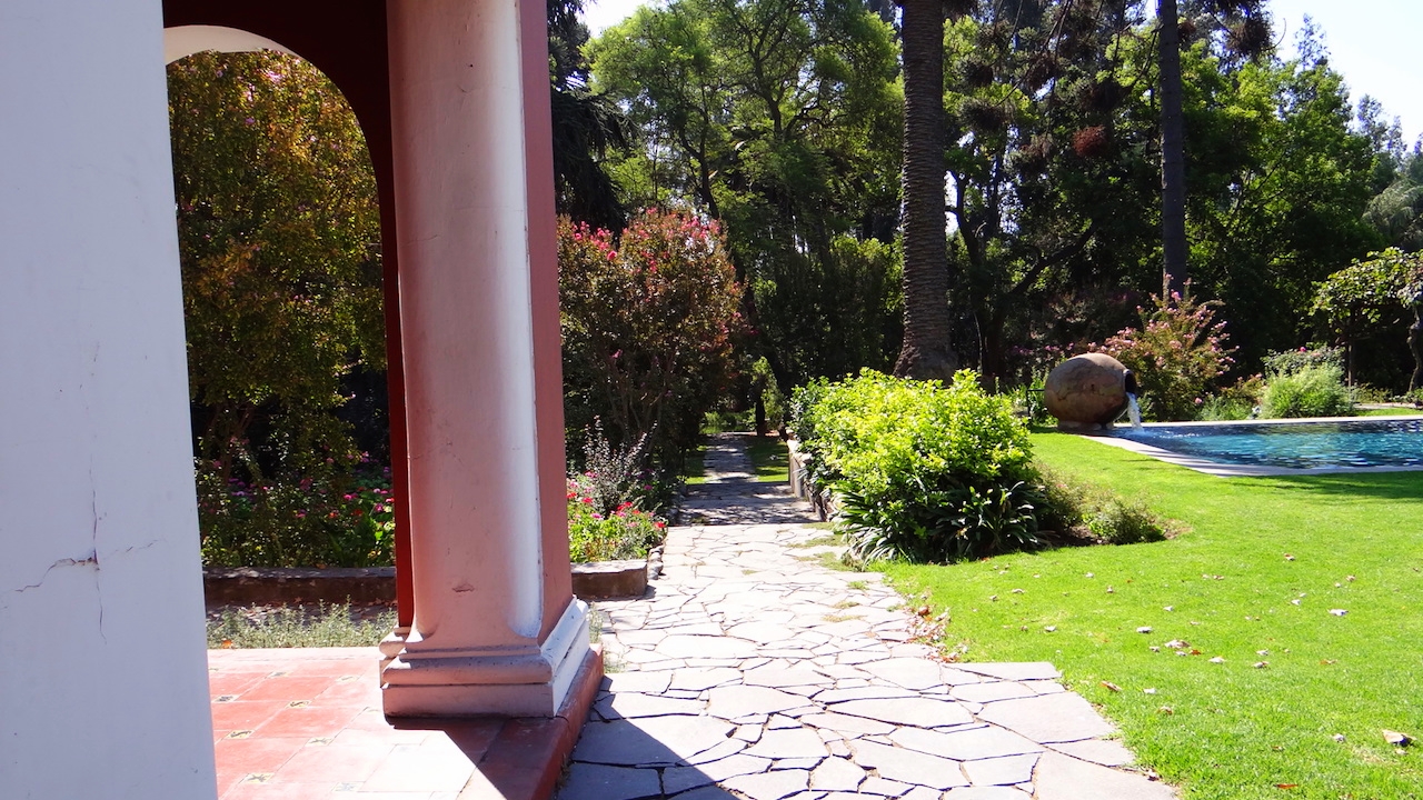 Casona Carrera Boutique Hotel Maipo Wine Valley Santiago Chile gardens and pool