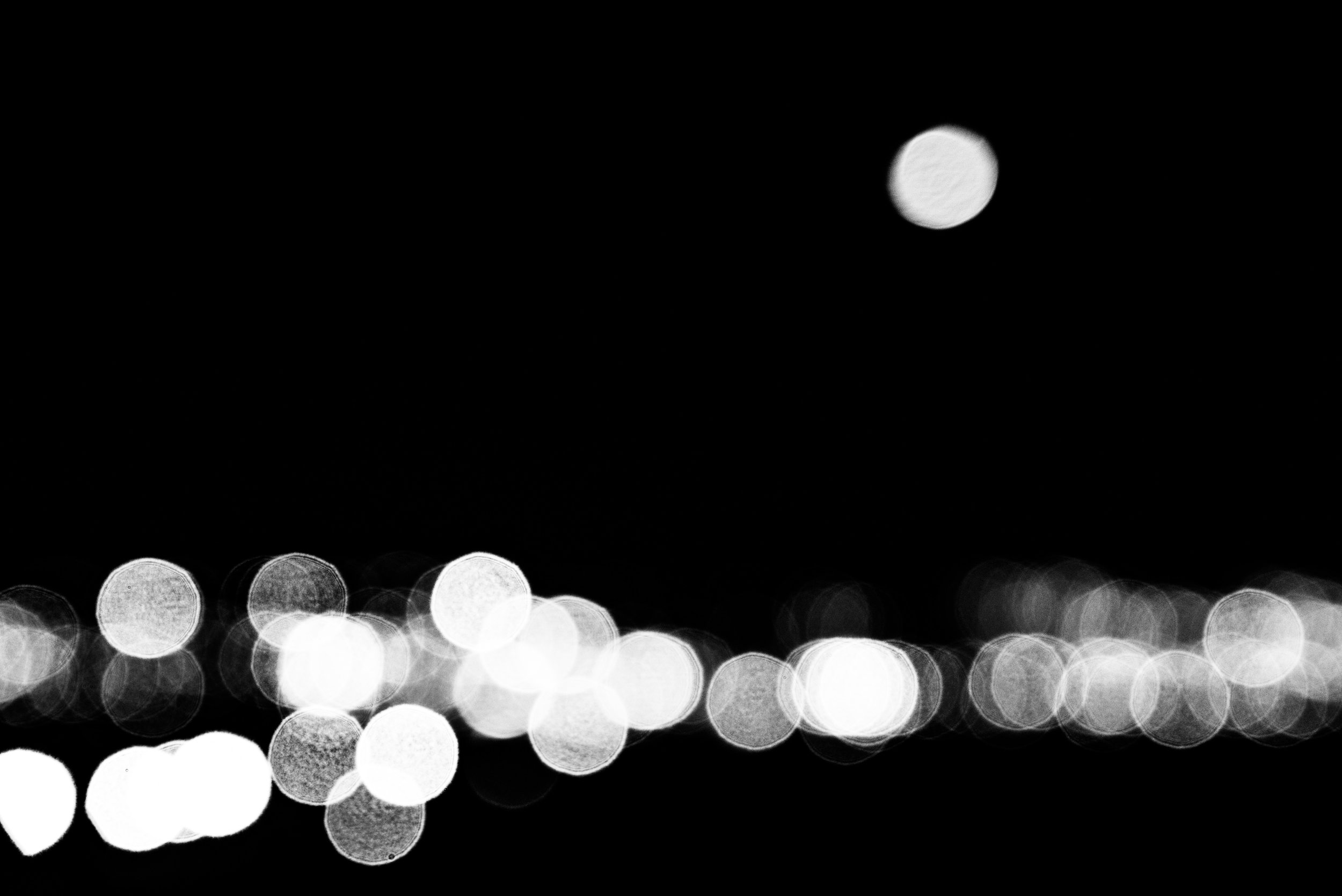 This is basically what I see when I take my glasses off. Except monochromatic. Basic.