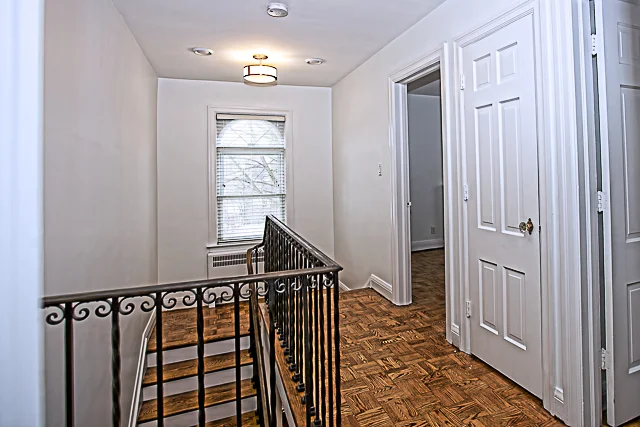 640 upper hall 1.jpg