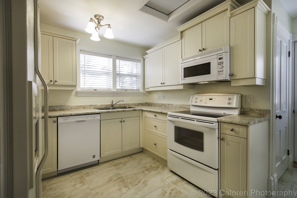 1024 IMG_4598-Edit.jpg