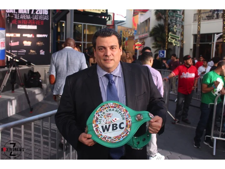 WBC President Mauricio Sulaimán poses with a title at the Canelo-Khan press conference on March 2, 2016. Photo: Harvey Feliciano - Z-BoxingNews/FrontProofMedia.com
