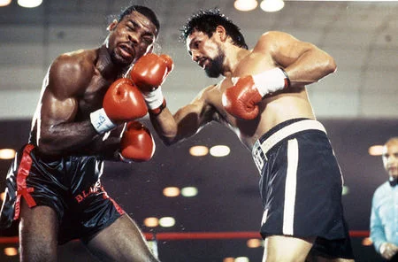 Roberto Duran vs. Iran Barkley. 1989 Fight of the Year. Photo: The Ring Magazine/Getty Images