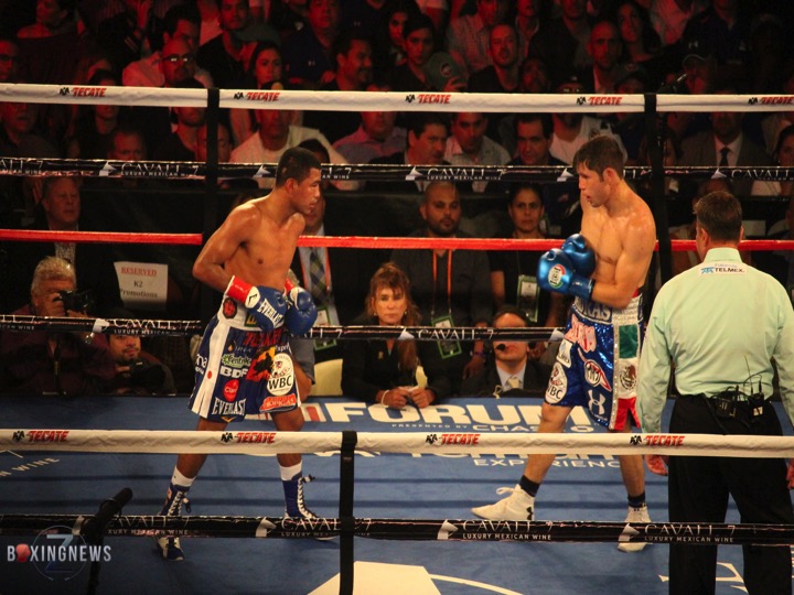 Roman "Chocolatito" Gonzalez and Carlos "Prince" Cuadras prepare to battle. Photo: Harvey Feliciano - Z-BoxingNews/Frontproofmedia.com