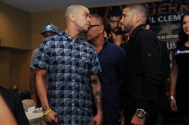 Wilfredo Vazquez Jr. and Juan Manuel Lopez stare each other down. Photo: Peter Amador/Decision Dividida
