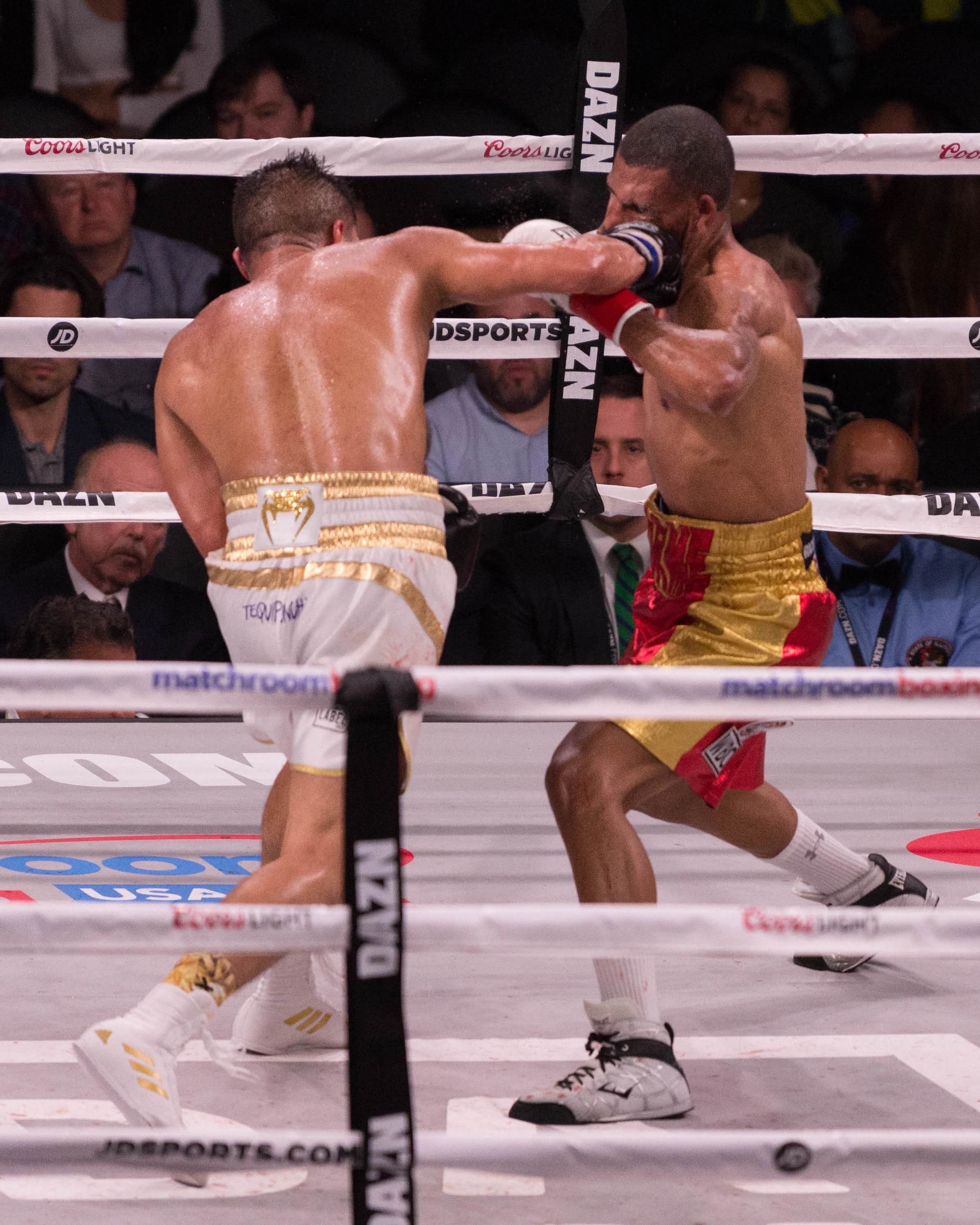 Jessie Vargas v Thomas Dulorme