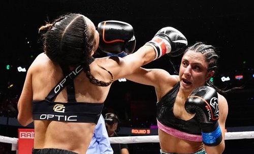 Michelle Khare vs. Andrea Botez, Creator Clash 2, Boxing Bout