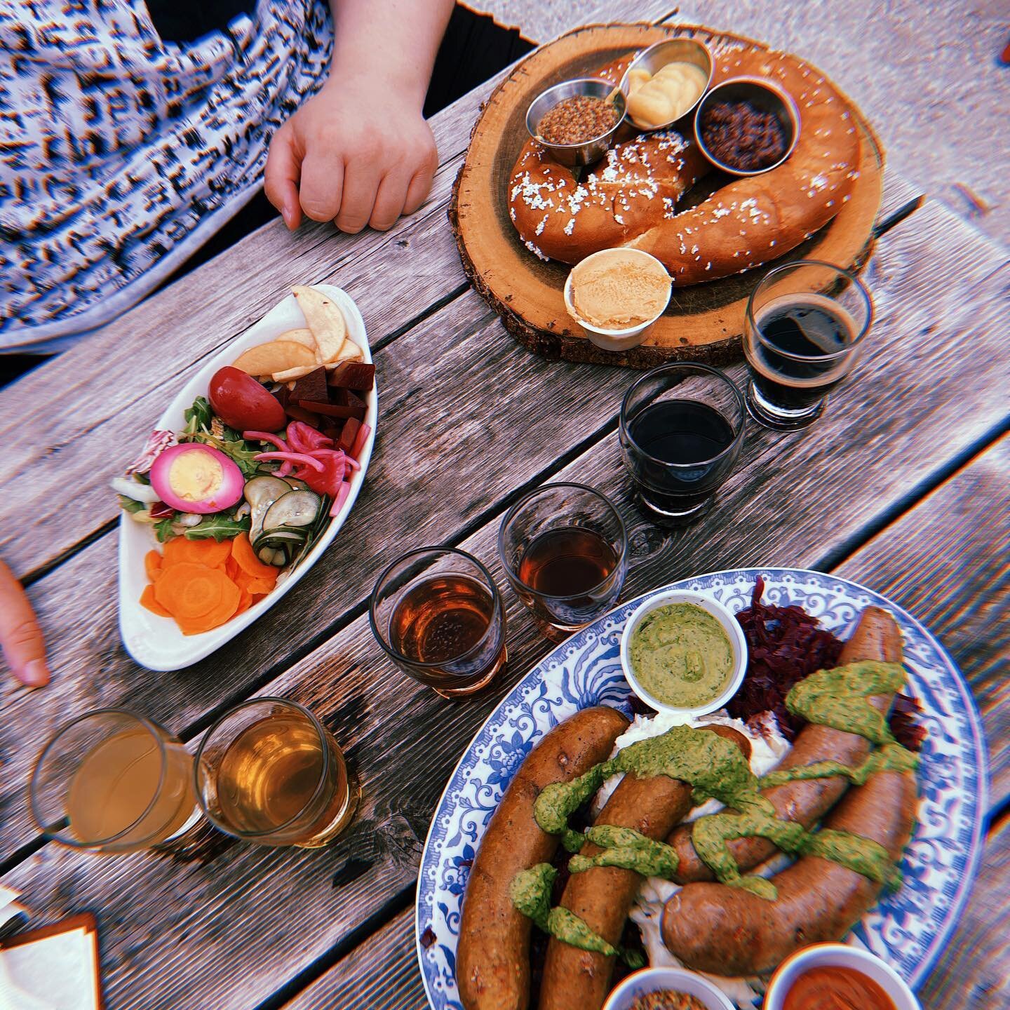 sausages, silliness, and summer weather. 🥰☀️