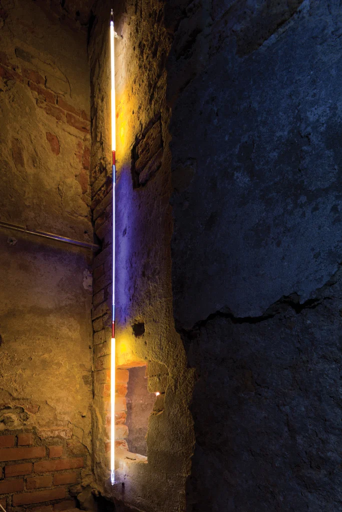 Light Sentence 1970 84" x 6mm Argon