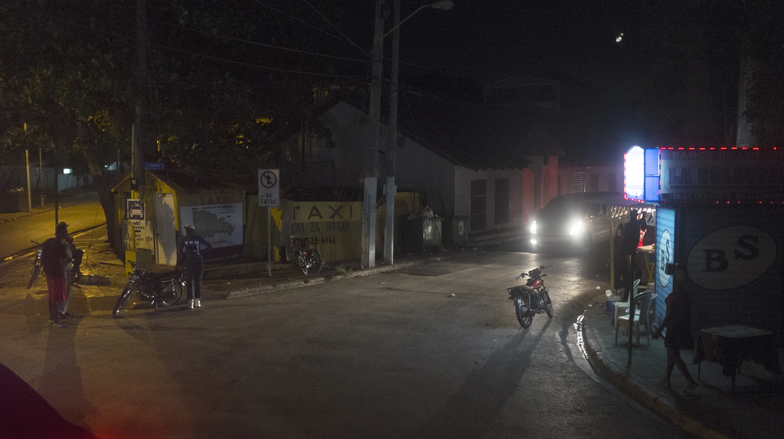 Santo Domingo at night