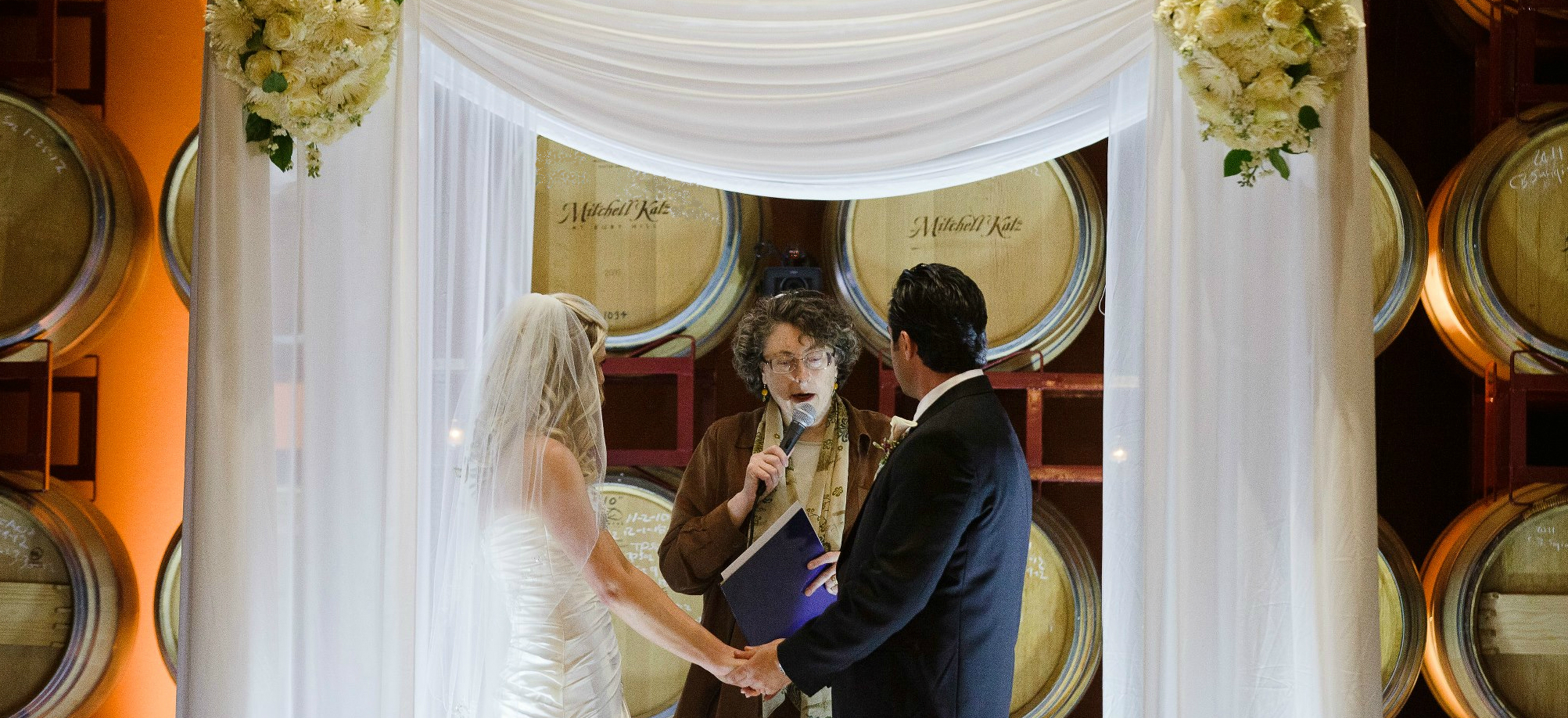 wedding at winery 2005x918.png