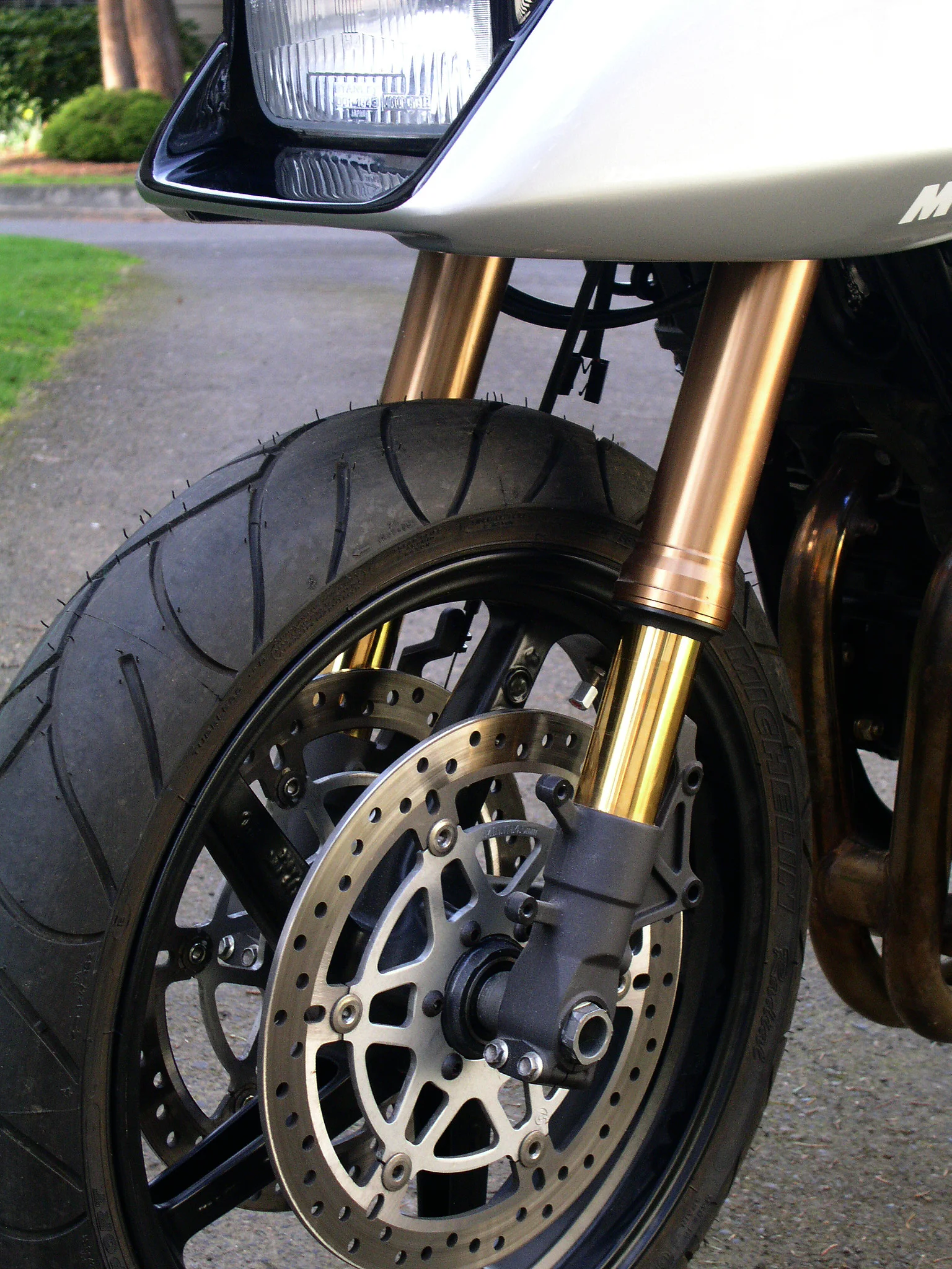 Front Suspension Detail.jpg