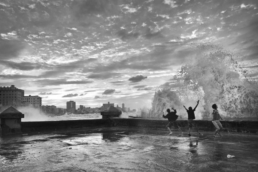  Eduardo Garcia, "The Wave," Cuba