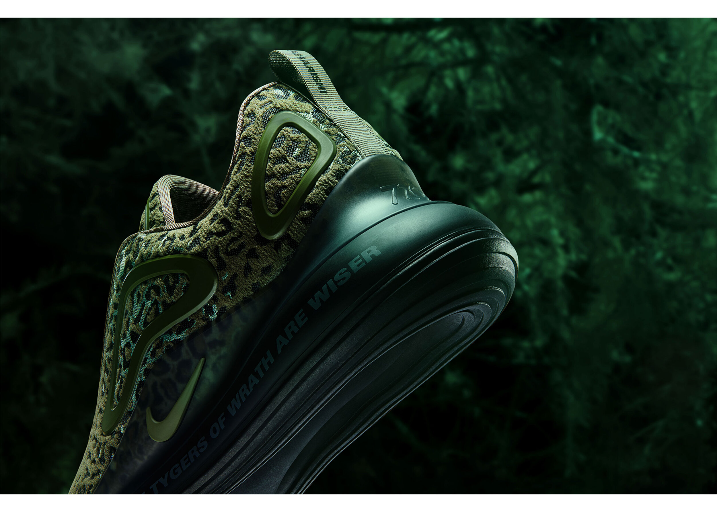 NikeNews_FeaturedFootwear_marahishi-by-You-Air-Max-720_1_93711.jpg