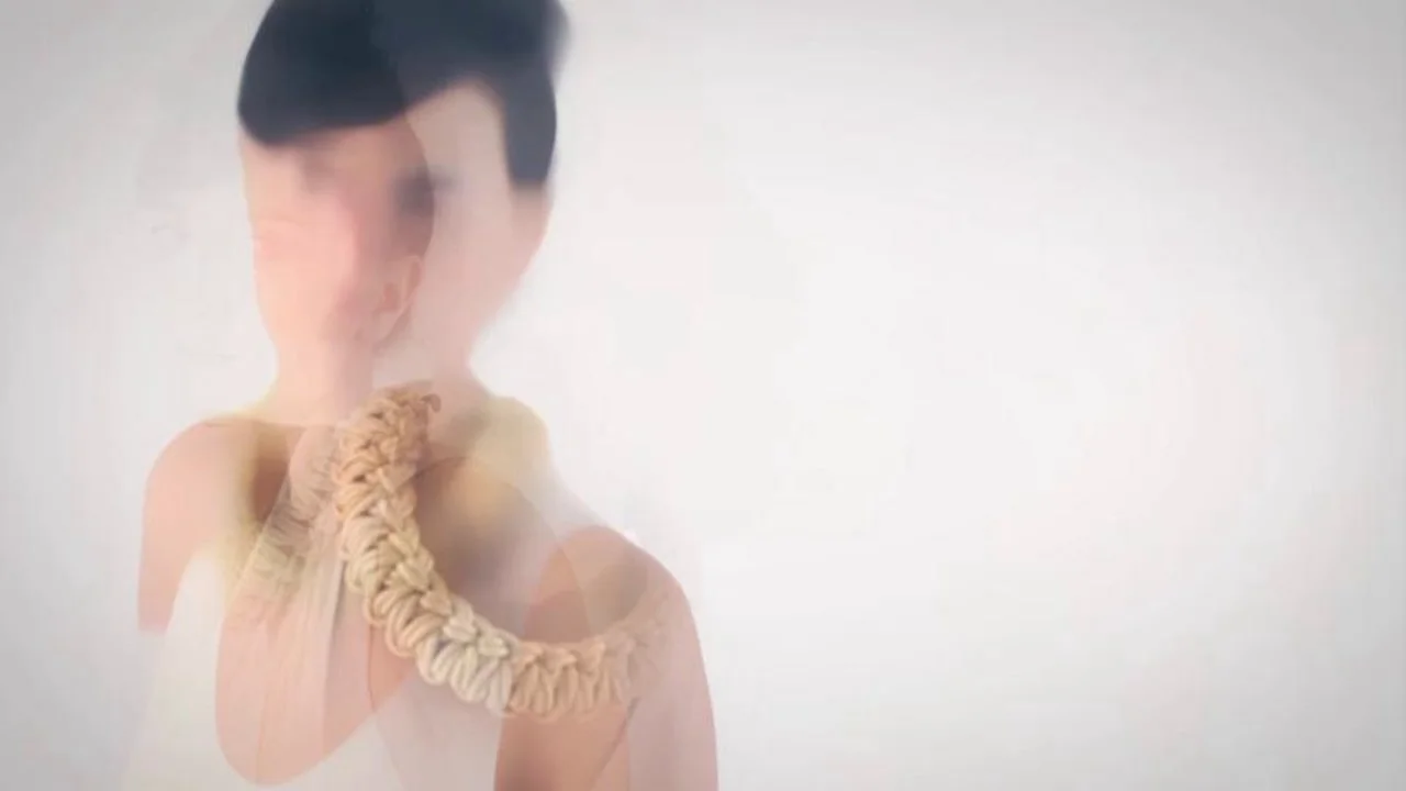 :: RunAfterIllusions :: alienina