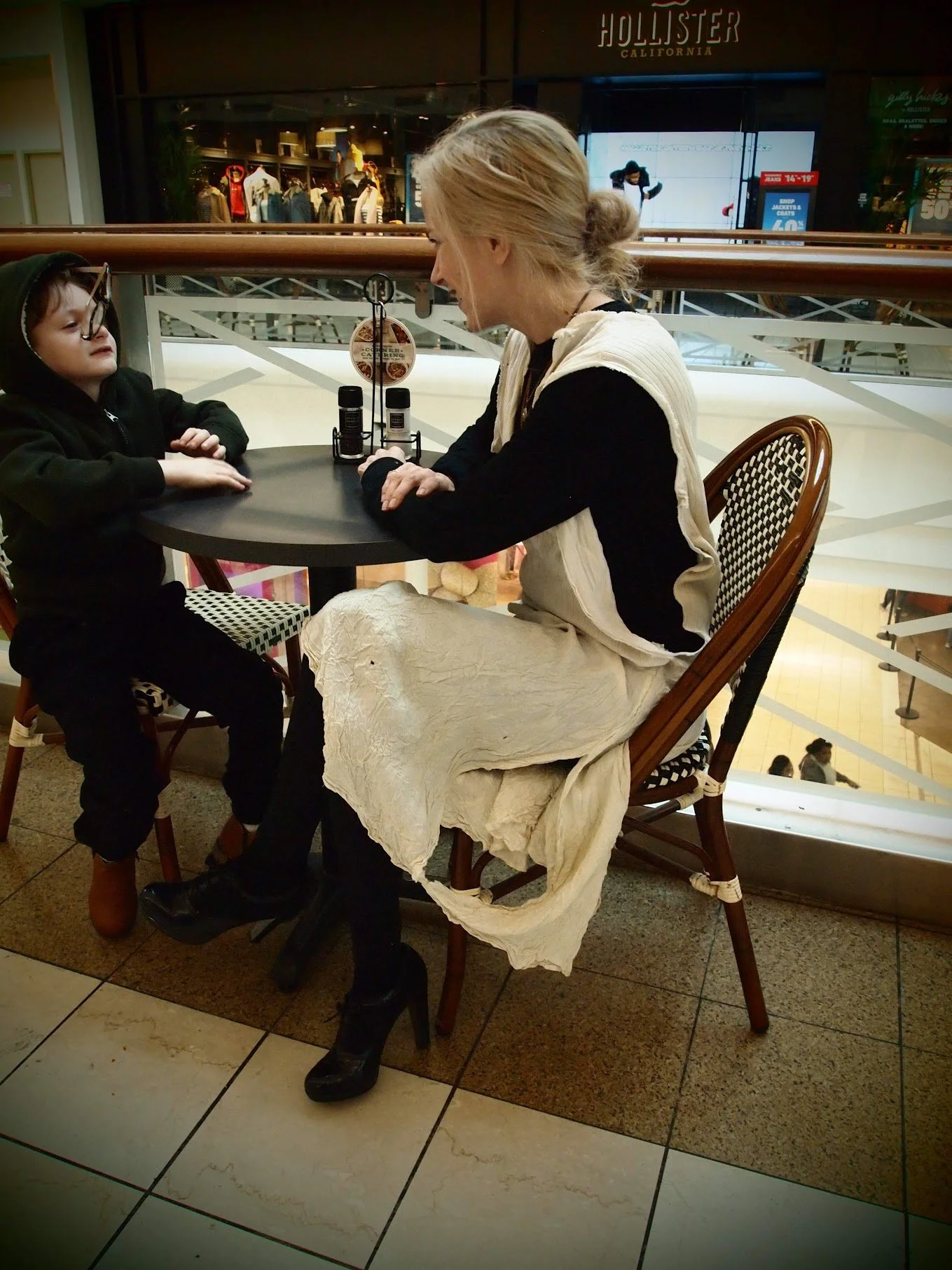 dresses stories IG mall - 19.jpeg