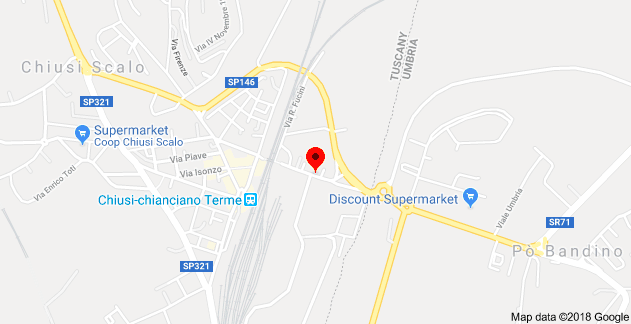 Parking for the Chiusi train station is where the red dot is located. The train station is labeled "Chiusi-chianciano Terme."