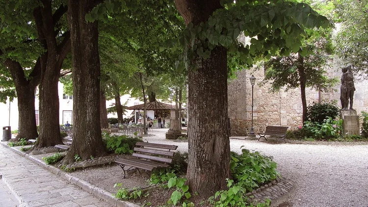 Outdoor cafe in the center of Chiusi - located between the Cathedral and the Etruscan Museum - just steps from our front door. 