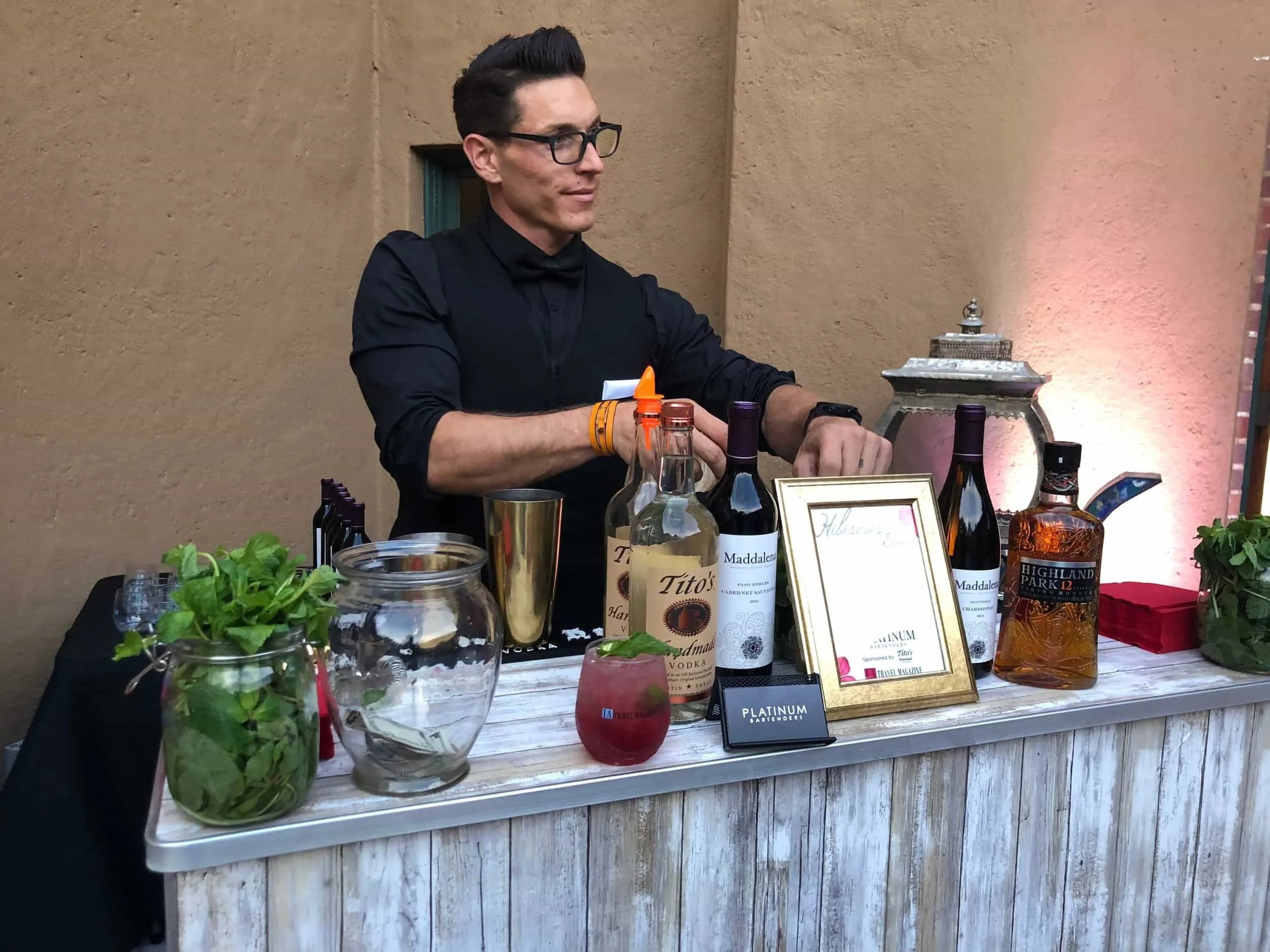 How Many Bartenders Do You Need for 100 Guests?
