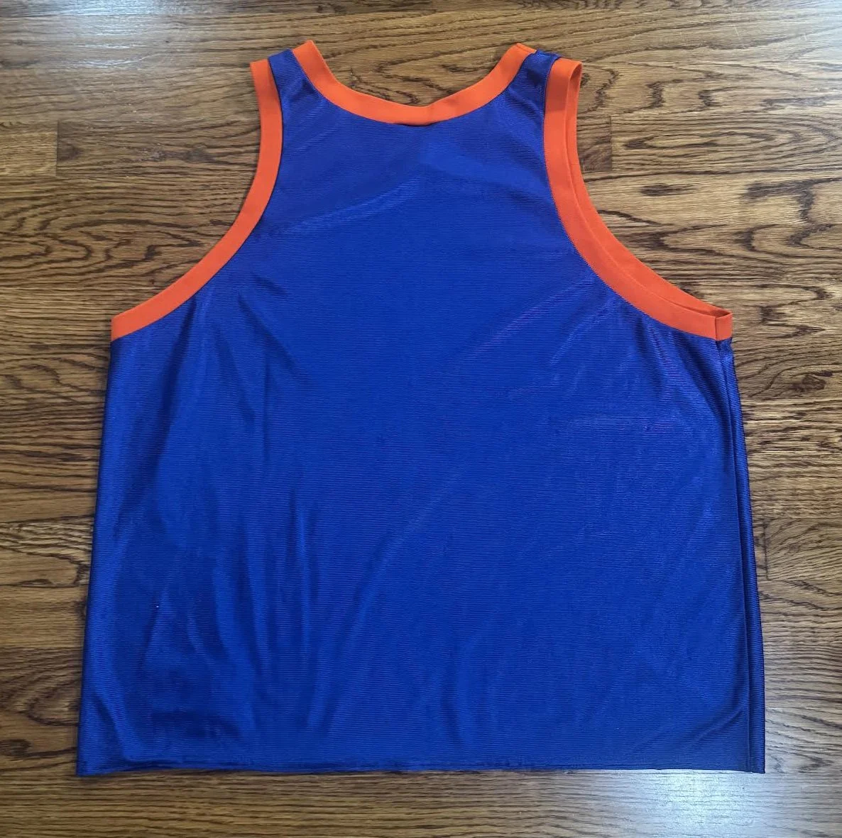 back of Logo 7 jersey .jpg