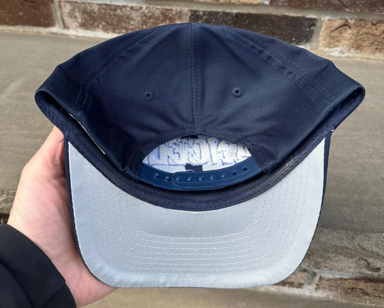 inside of angels cap.jpg