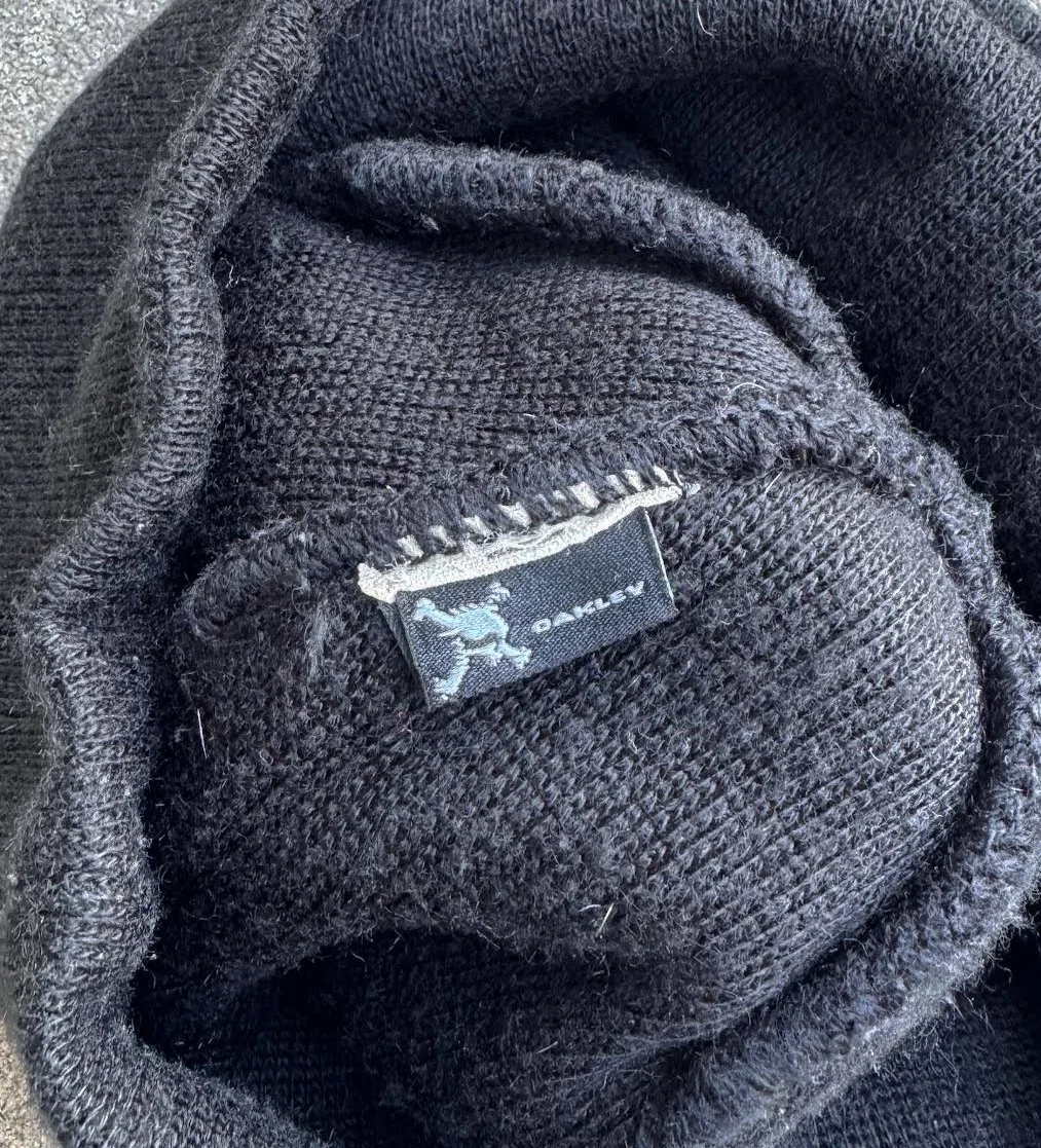 Oakley tag.jpg