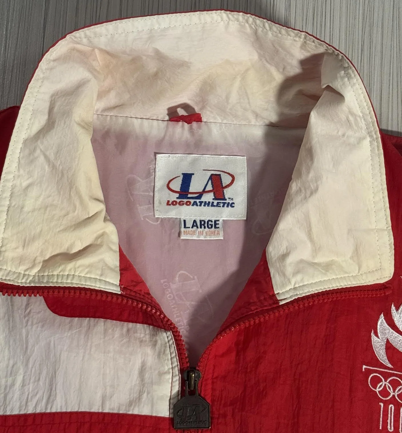 Logo Athletic tag.jpg