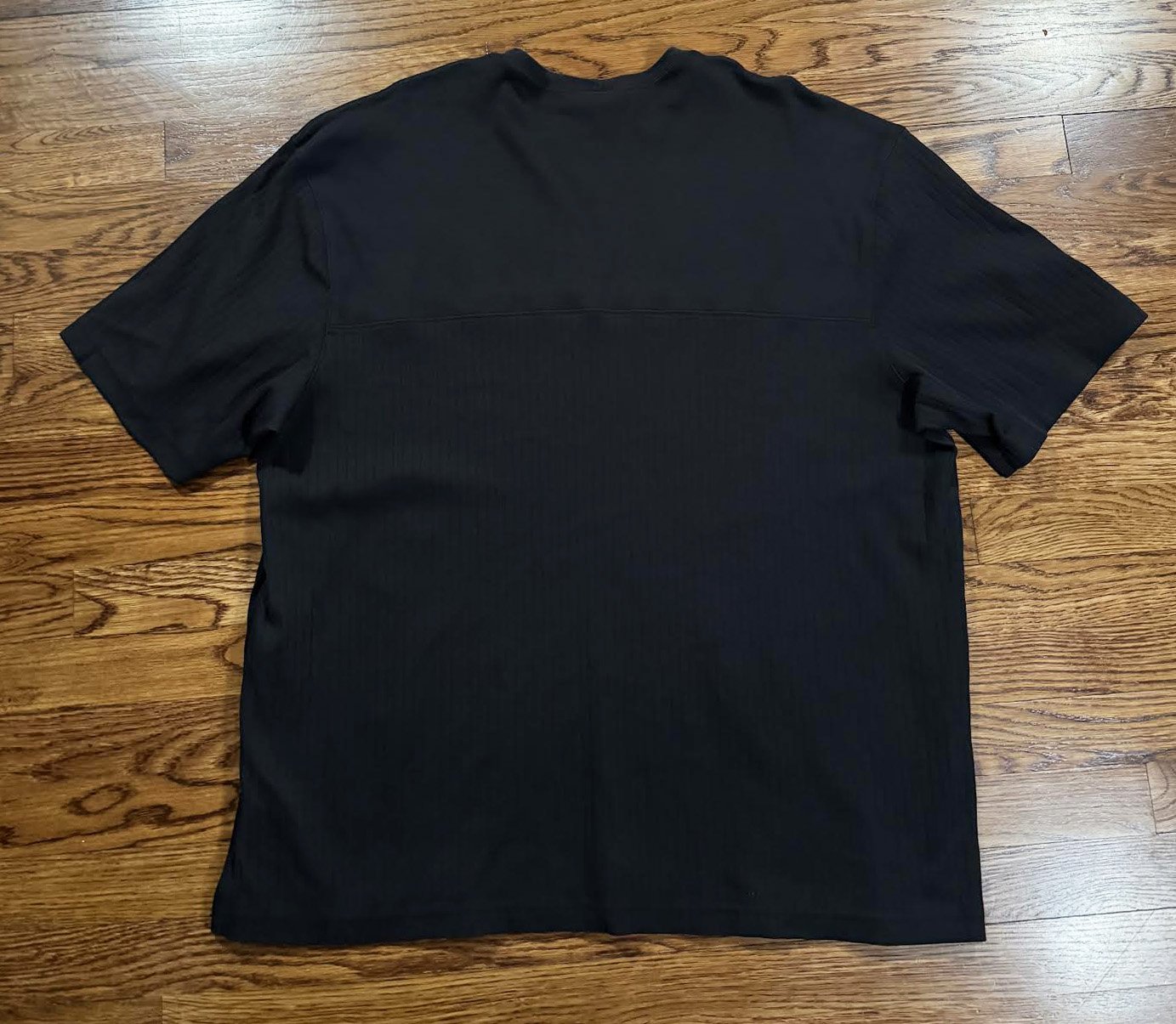 back of Nike Court Challenge top.jpg