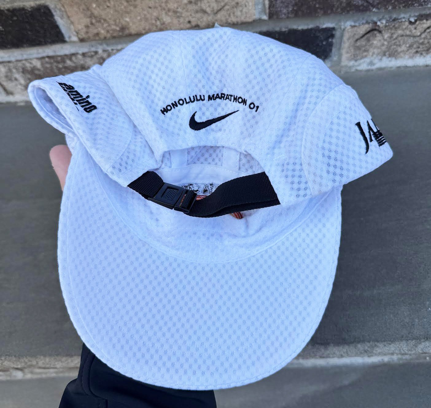 inside of Nike Marathon 2001 hat.jpg