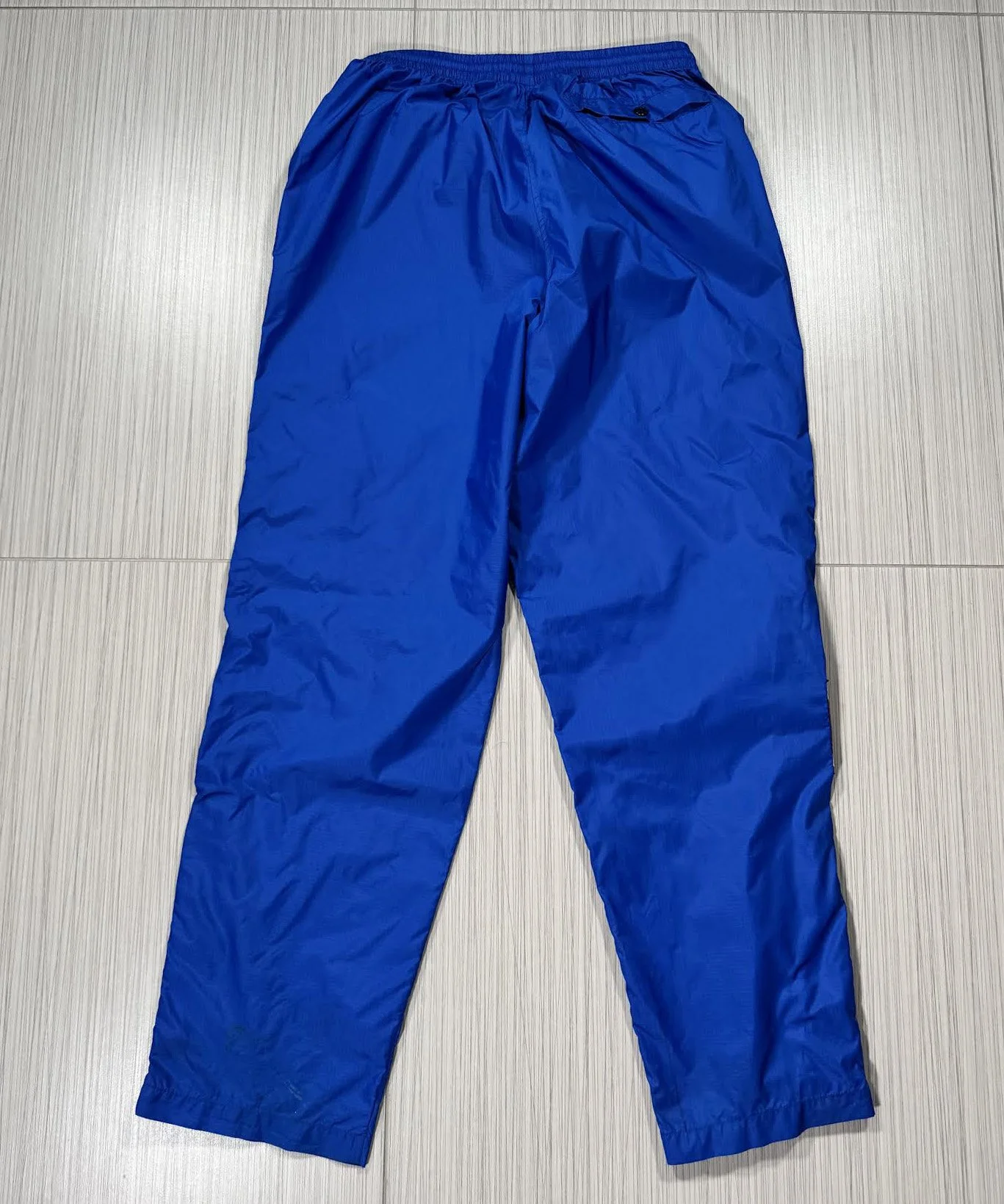 back of Windbreaker pants 90s.jpg