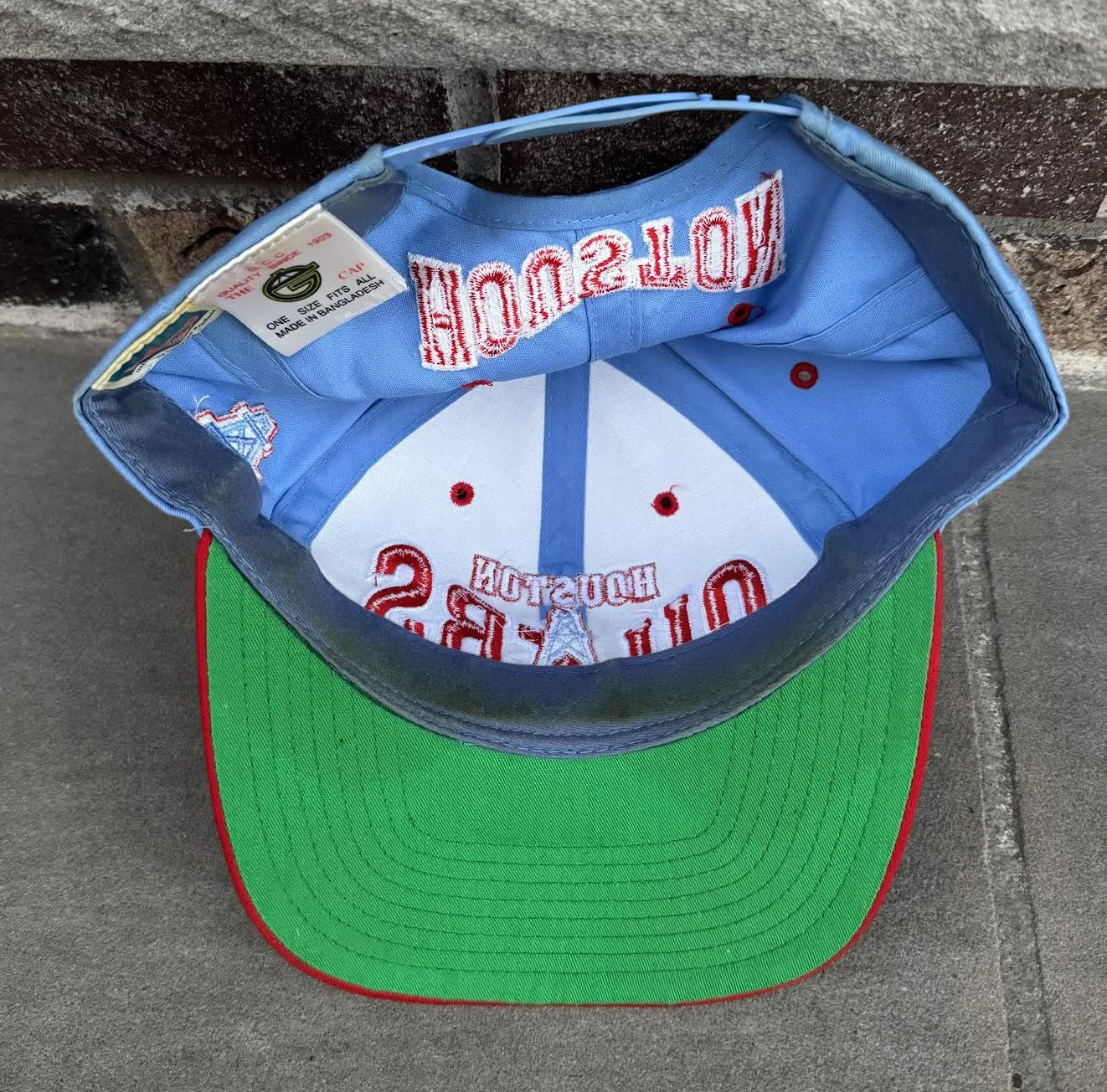 inside of Oilers hat.jpg