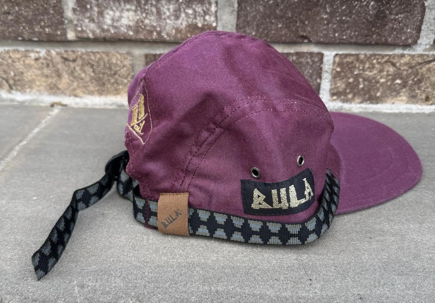 Side of Bula Rolex hat.jpg