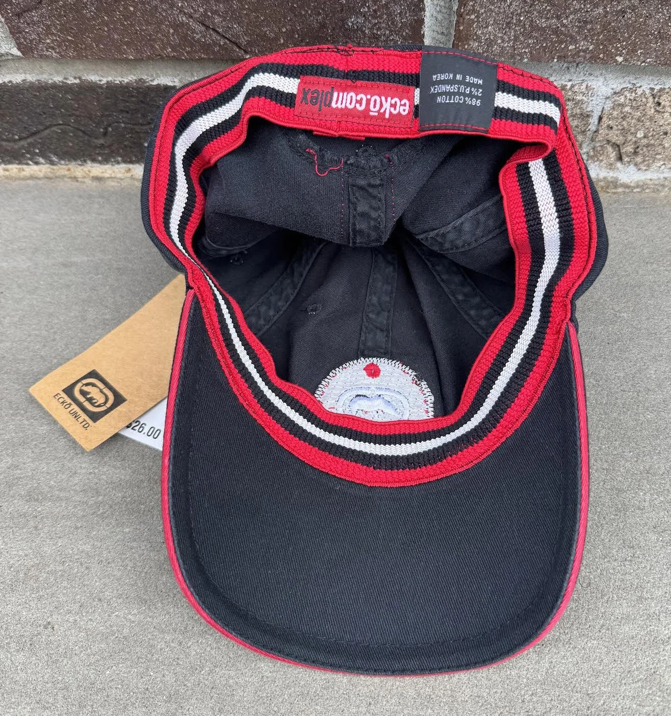 inside of Ecko hat.jpg