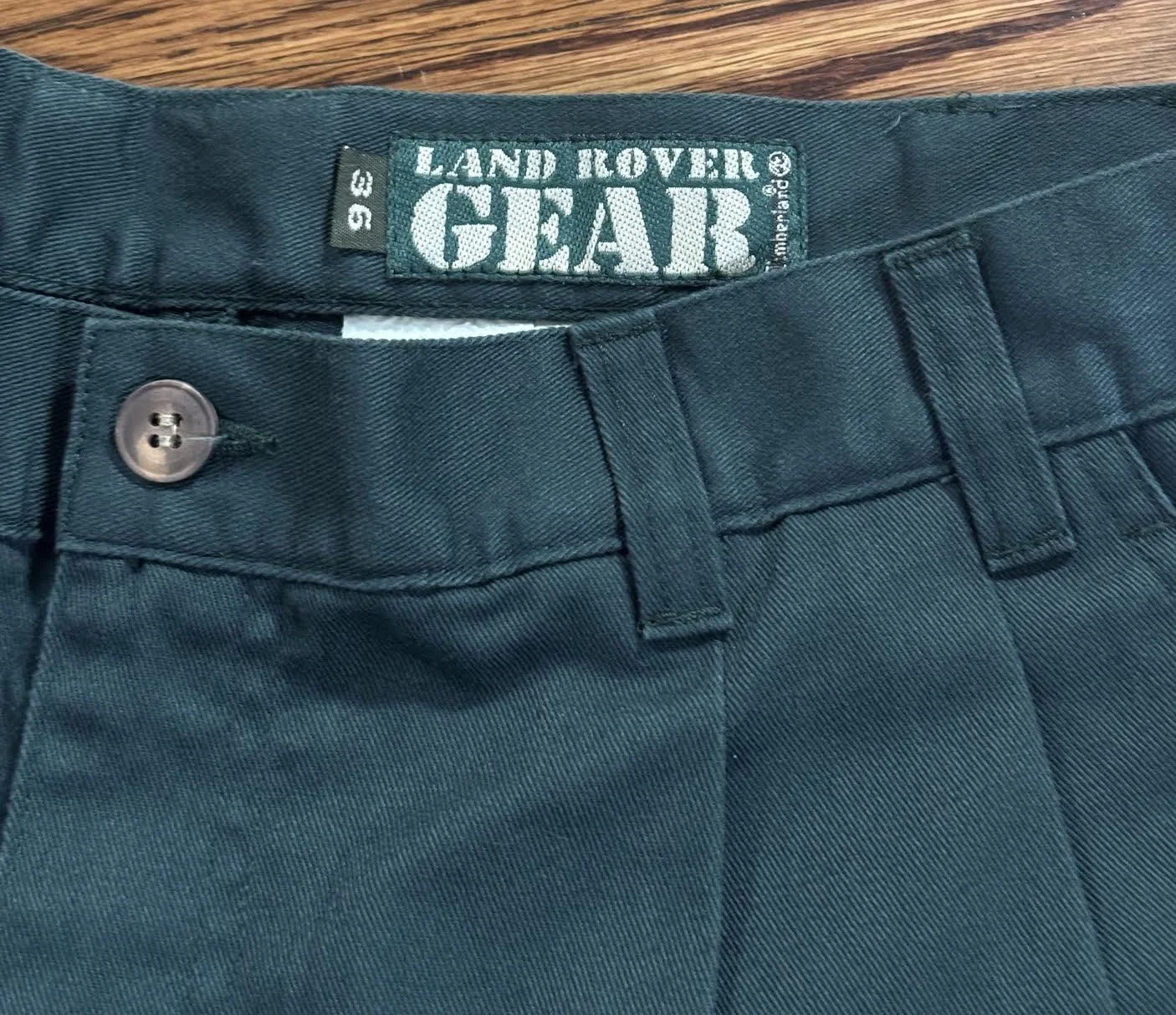 Land Rover Gear tag.jpg