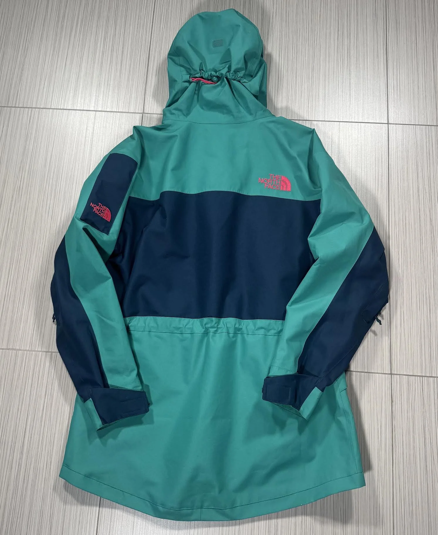back of North Face Fantasy RIdge Jacket.jpg