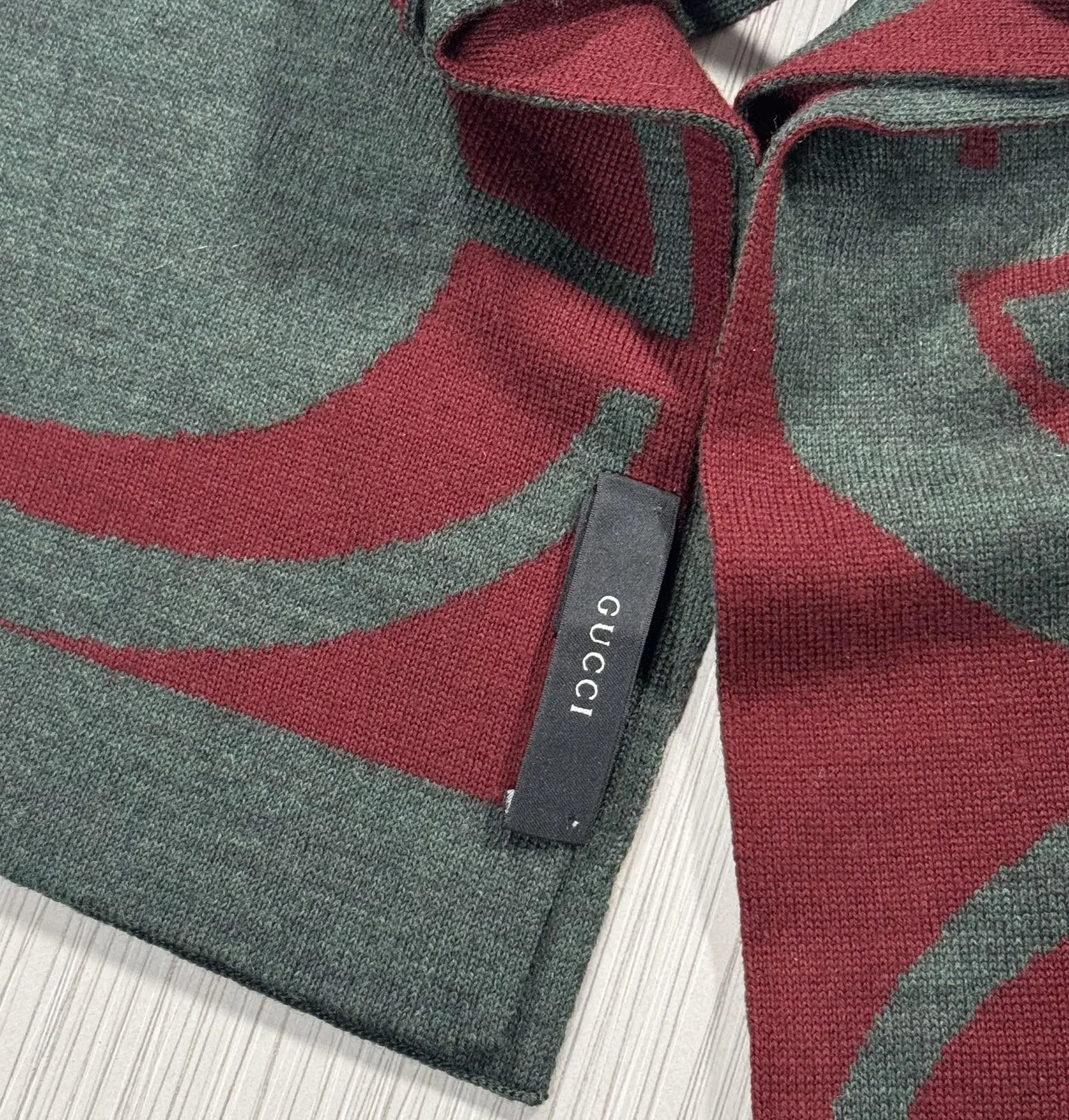 authentic Gucci tag.jpg