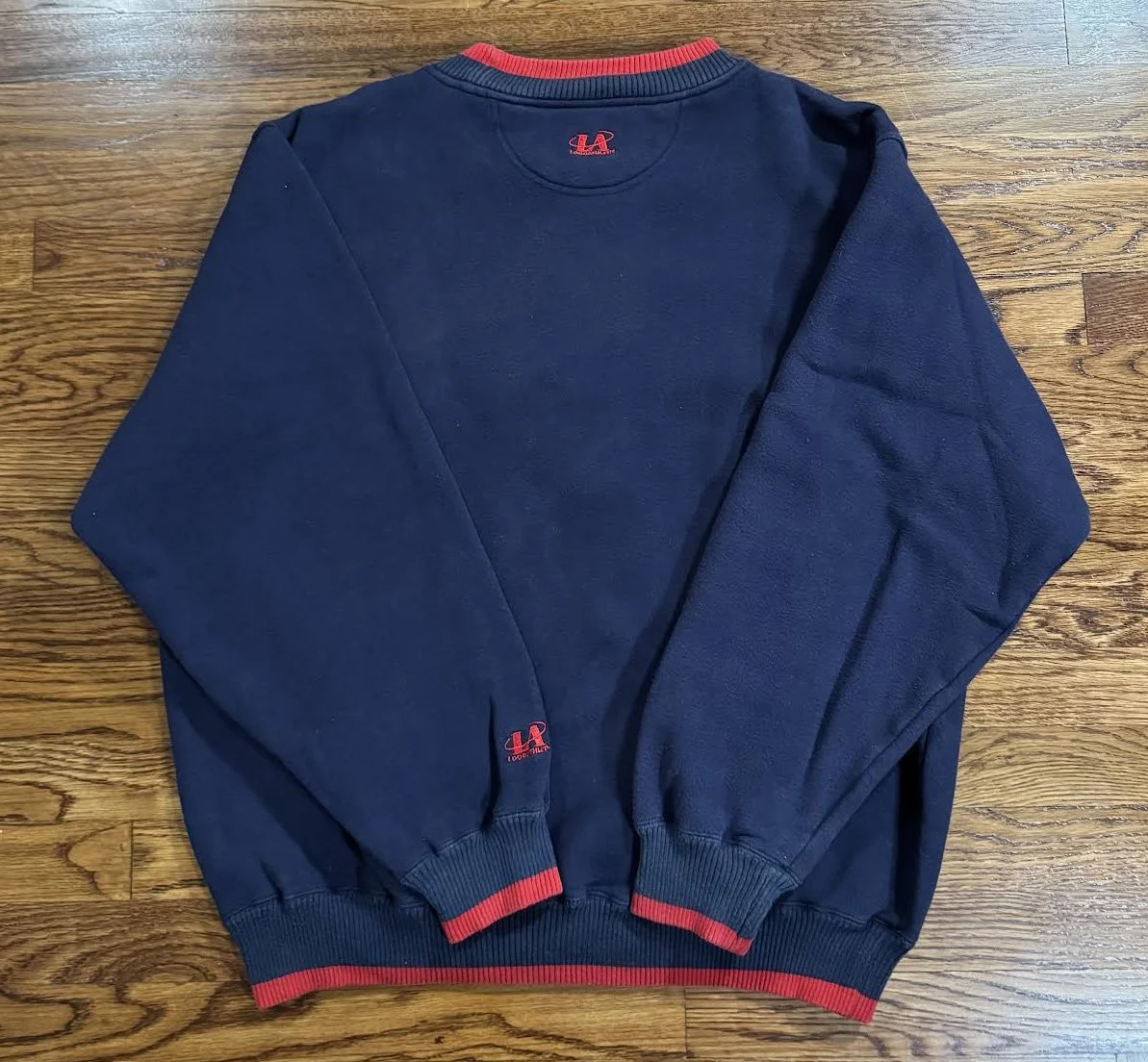 back of Logo athletic yankees sweatshirt .jpg