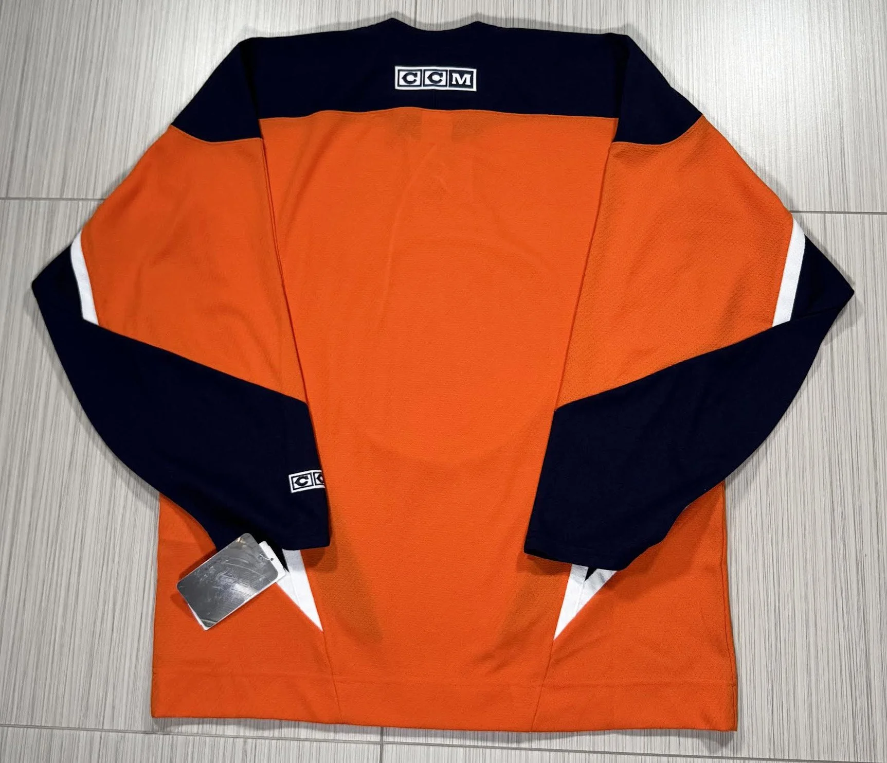 back of CCM Islanders Jersey.jpg