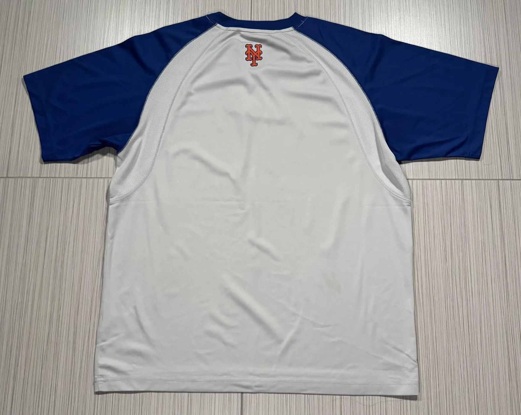 back of Nike top.jpg