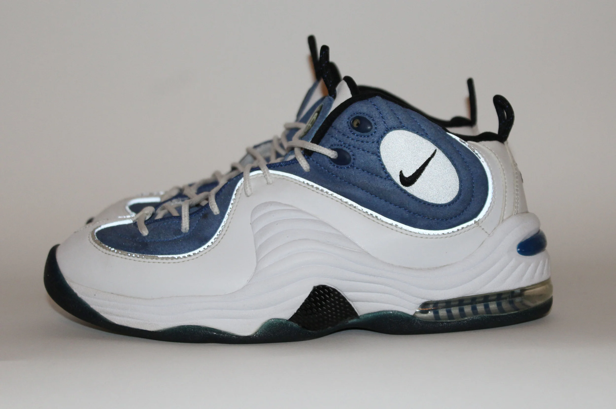 Nike Air Penny II (Size 8.5)