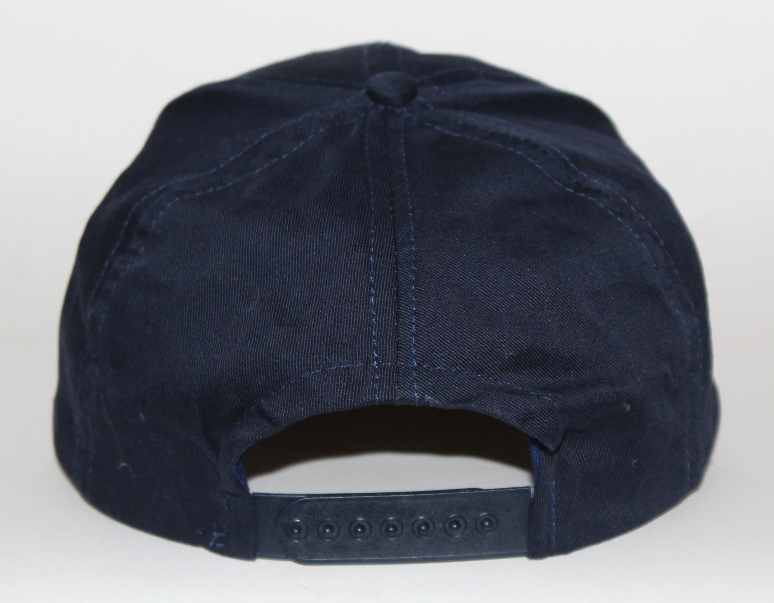 guess-navy-hap-2.jpg