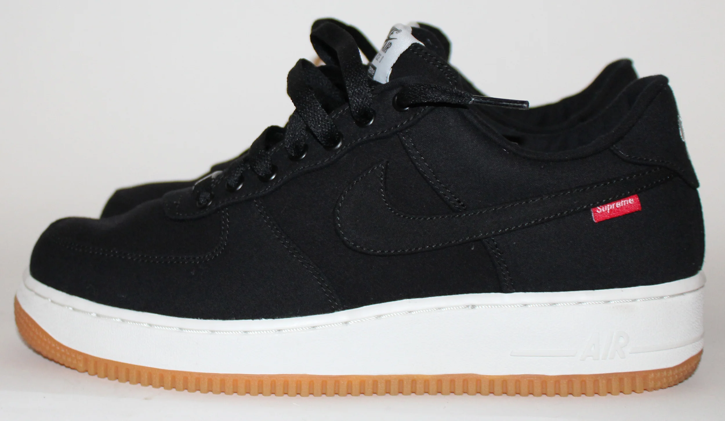black canvas air force 1