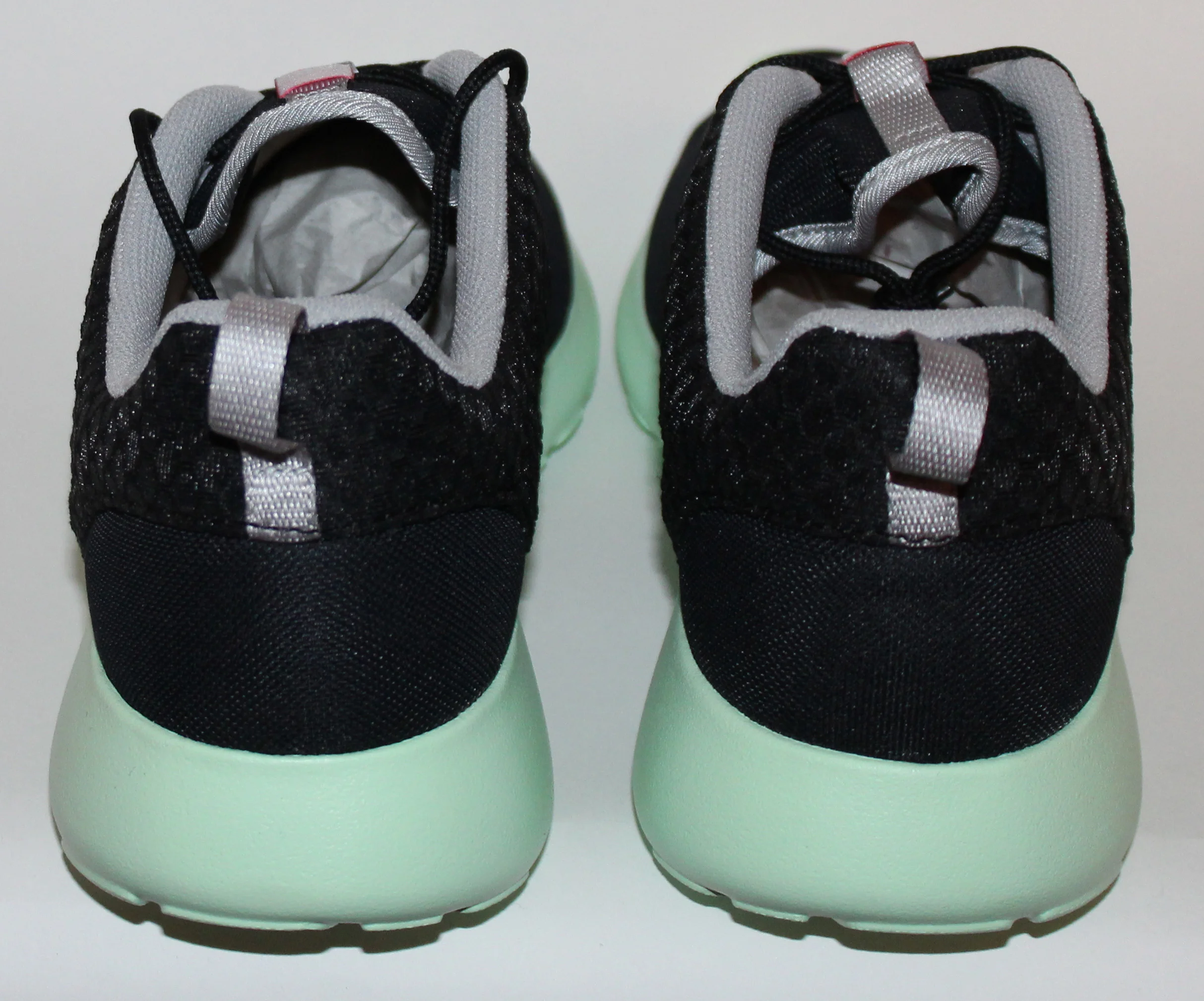 roshe run fb yeezy