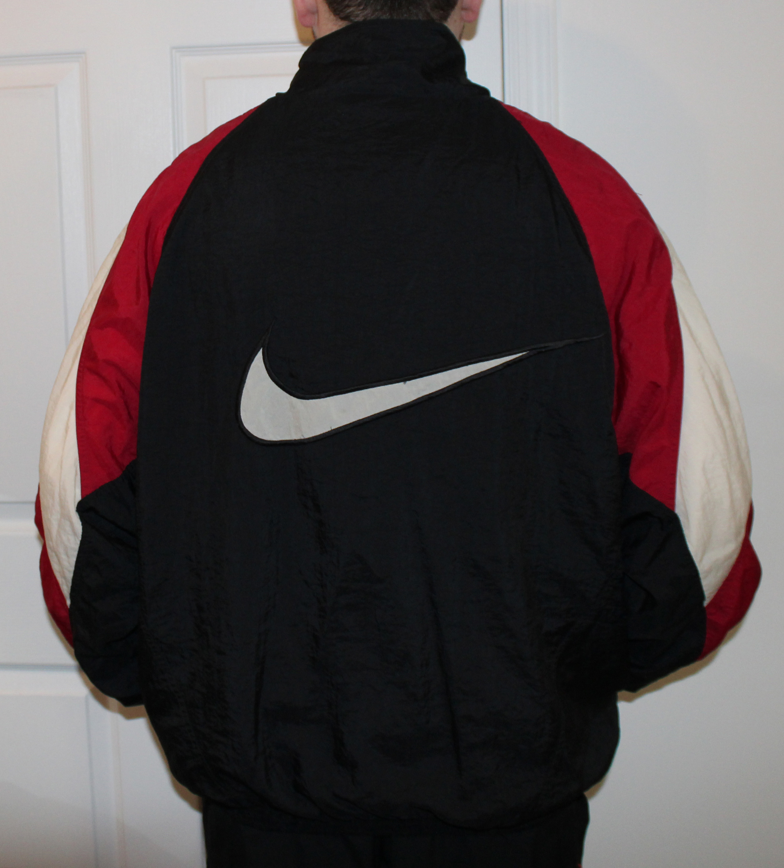 vintage nike big swoosh windbreaker