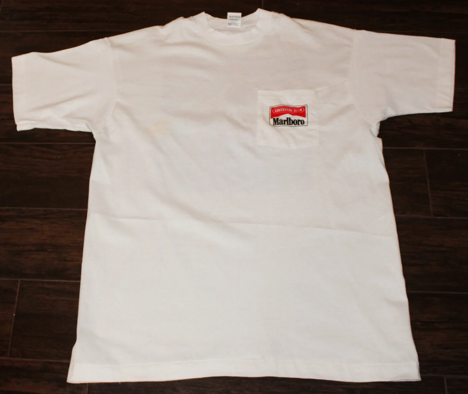Vintage Marlboro Promo Adventure Team Graphic Pocket T Shirt (Size 