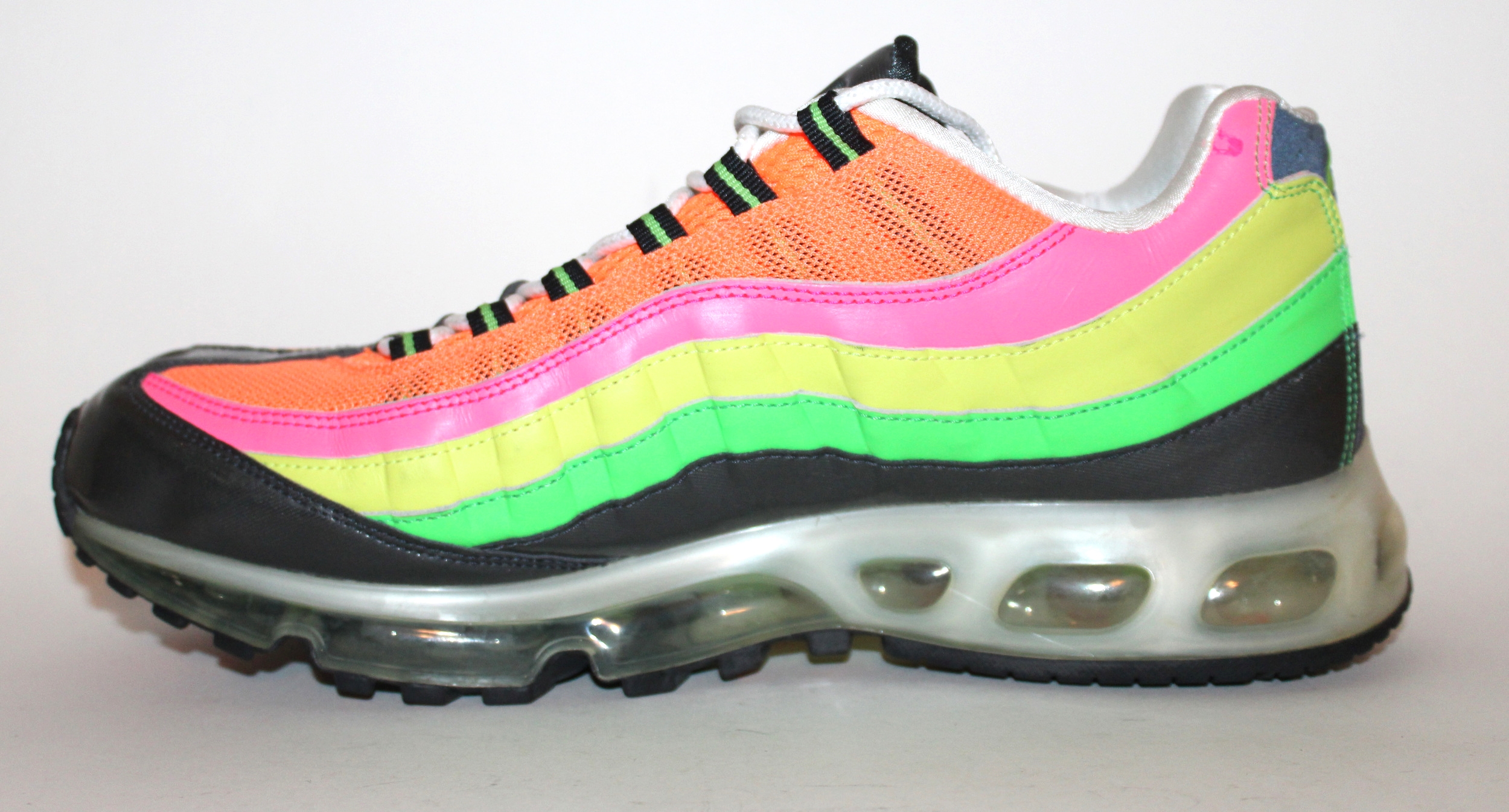 interior resistencia responder Nike Air Max 95 360 One Time Only Rainbow (Size 12) — Roots