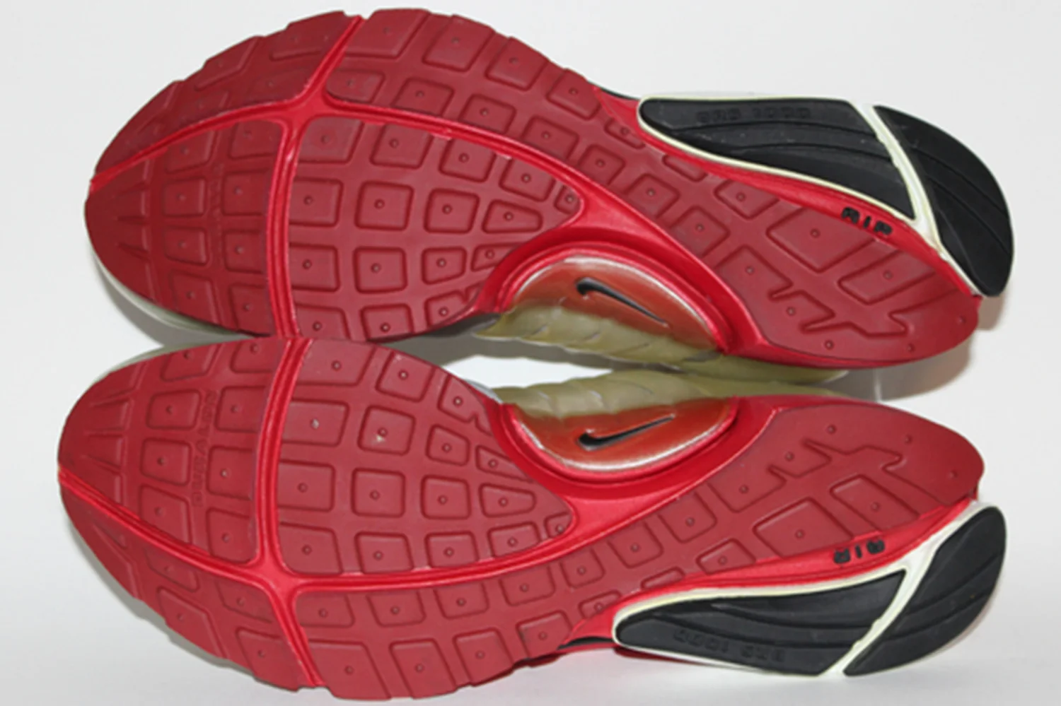 Running Shoes Nike Presto Grey Red Nike Air Presto Chili (Size