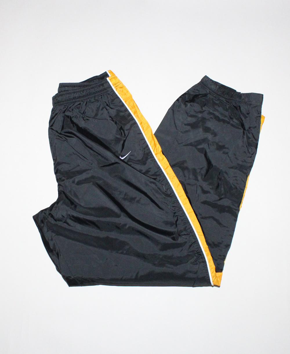 Vintage 90s Nike Black Yellow Windbreaker Pants Size Xxl Roots Hot promotions in windbreaker pants on aliexpress if you're still in two minds about windbreaker pants and are thinking about choosing a similar product, aliexpress is a great place to compare. vintage 90s nike black yellow windbreaker pants size xxl roots