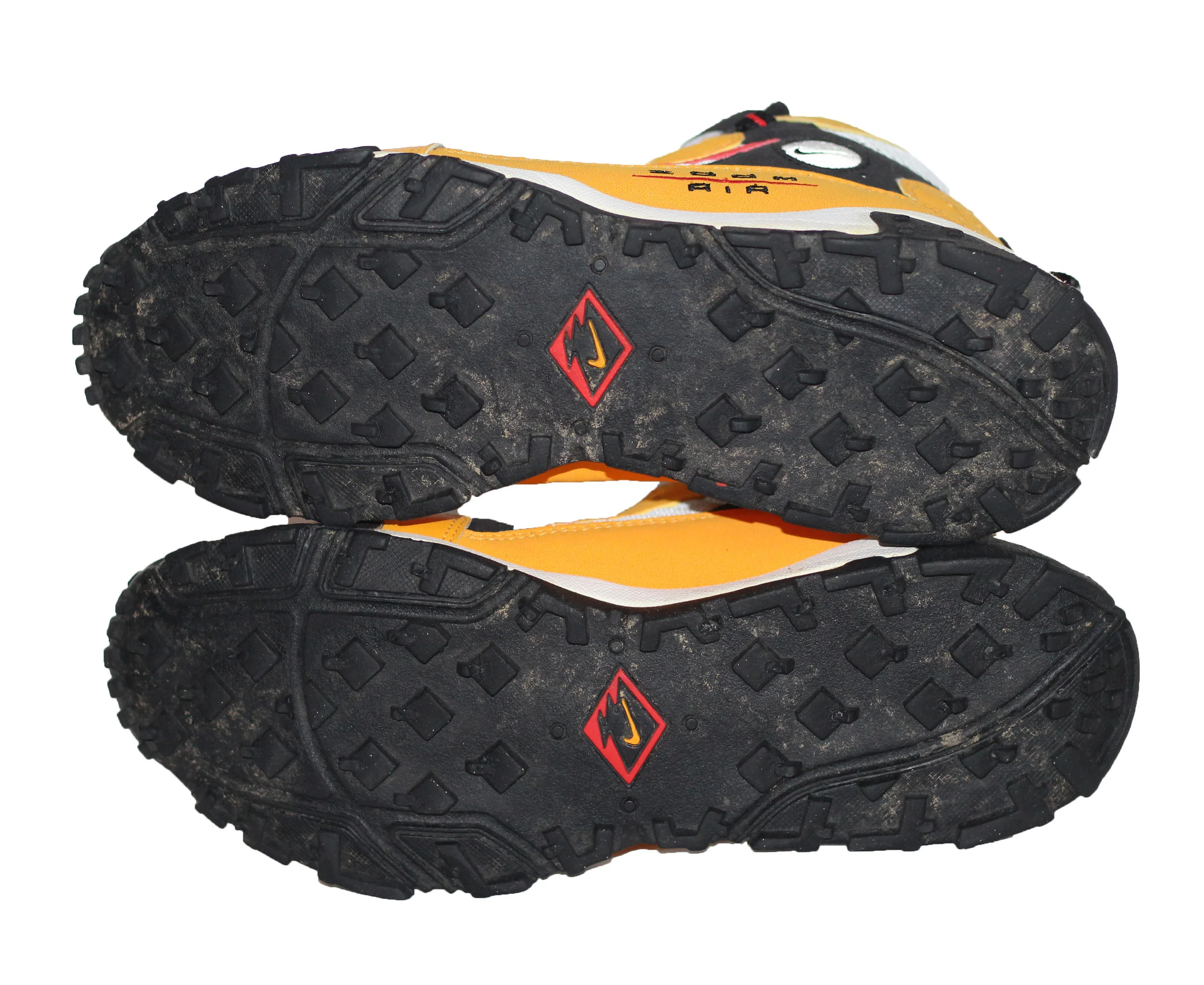 Nike Air Terra Sertig Taxi and Chile.