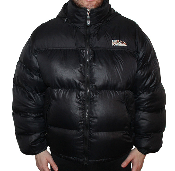 ファースト FIRST DOWN BUBBLE DOWN JACKET リバーシブルの ャケットで